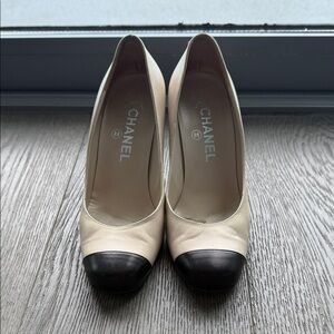 CHANEL Women's Two-Tone Heels in Cream and Black